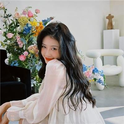 壁花女孩梦游中 海报